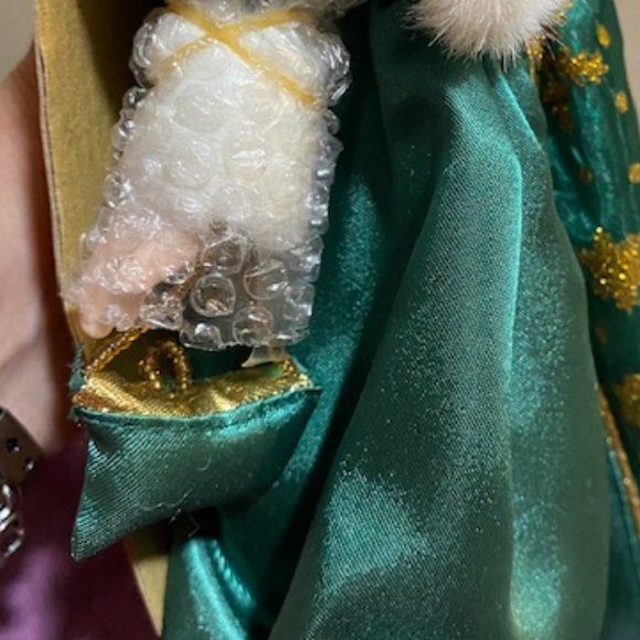 "JADE" Special Memories Holiday Porcelain Doll AVON - Picture 10 of 16